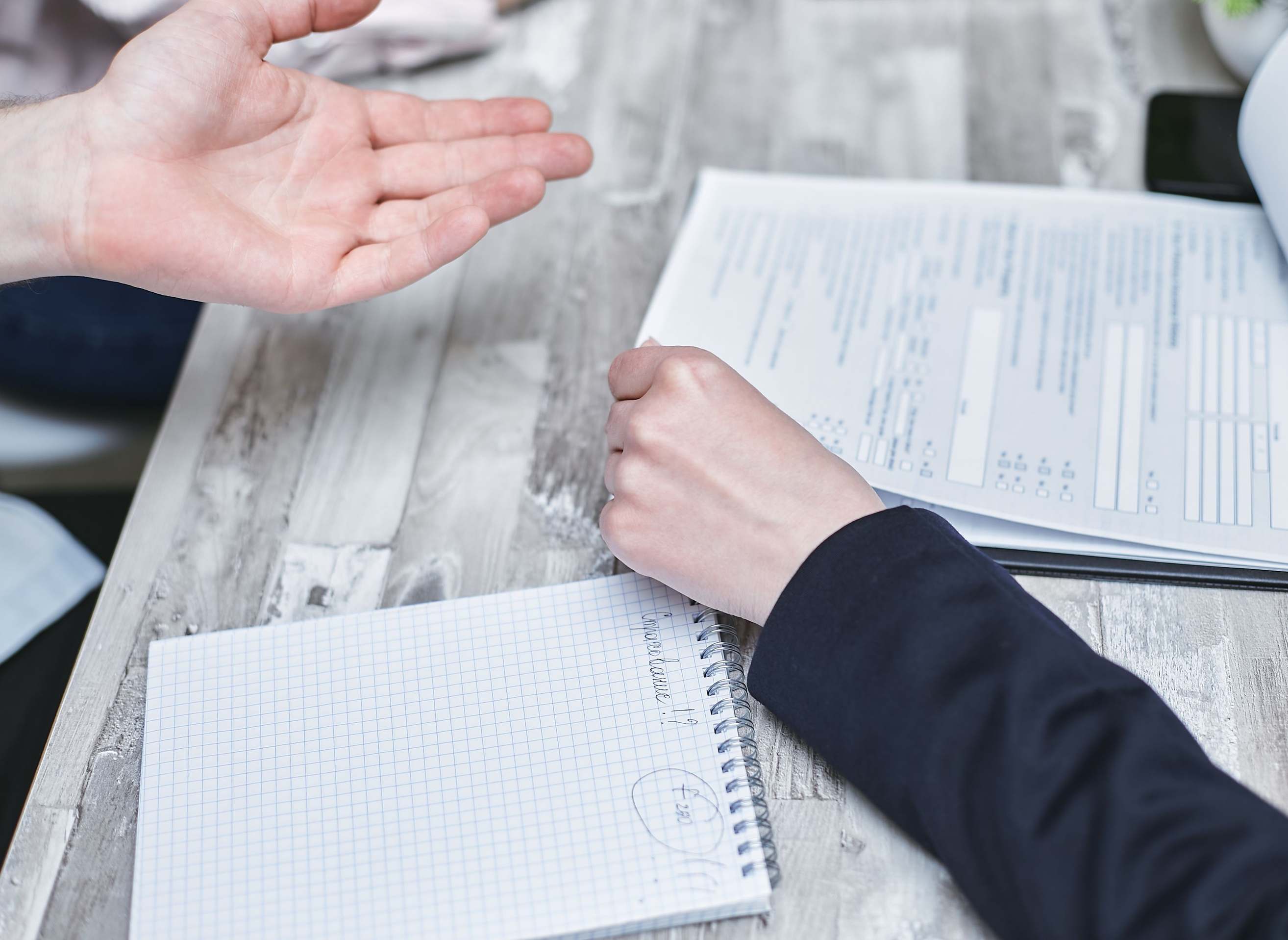 ห้องประชุมสำหรับปรึกษาแผนการเงิน office documents